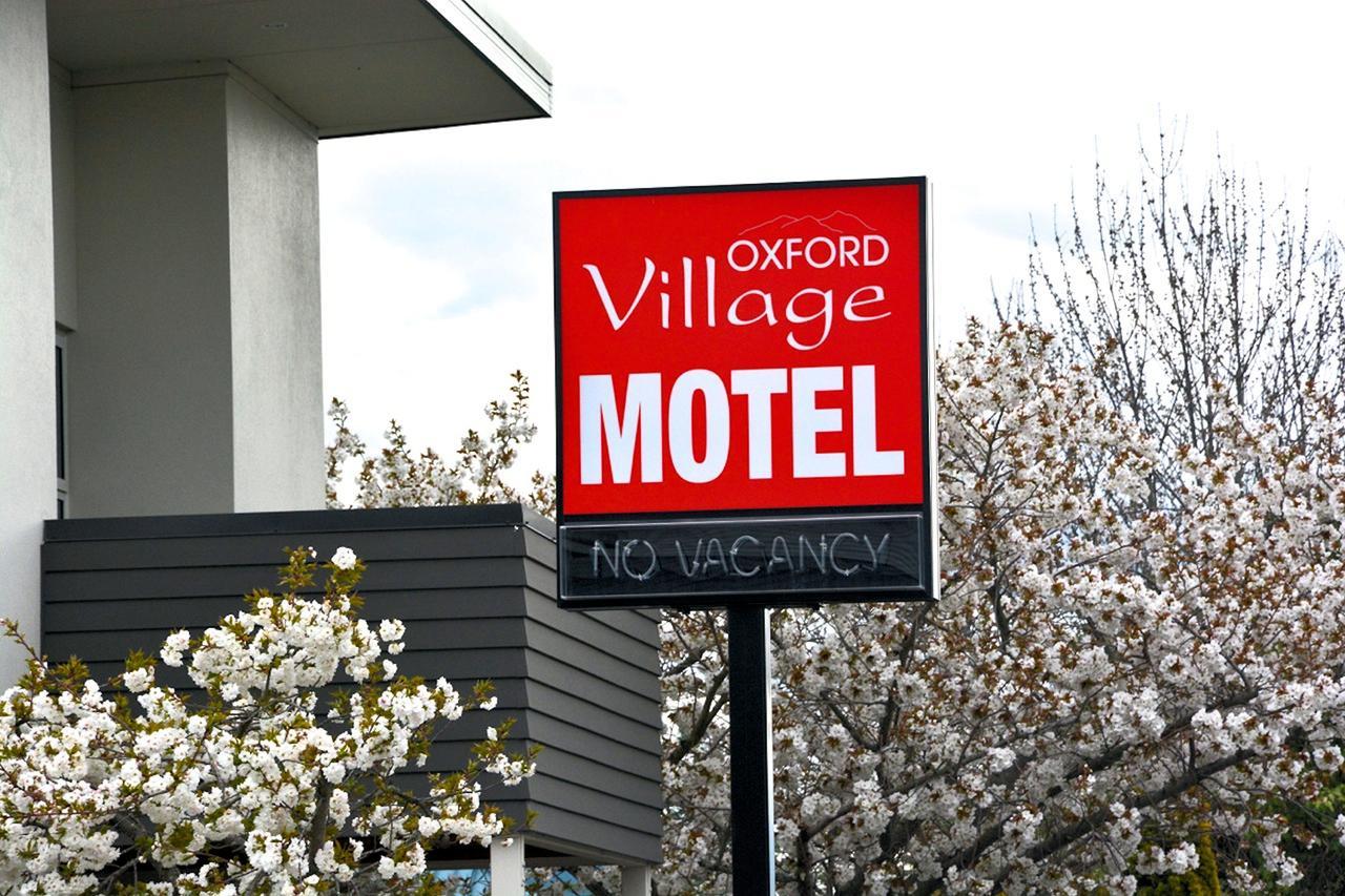 Oxford Village Motels Exterior foto